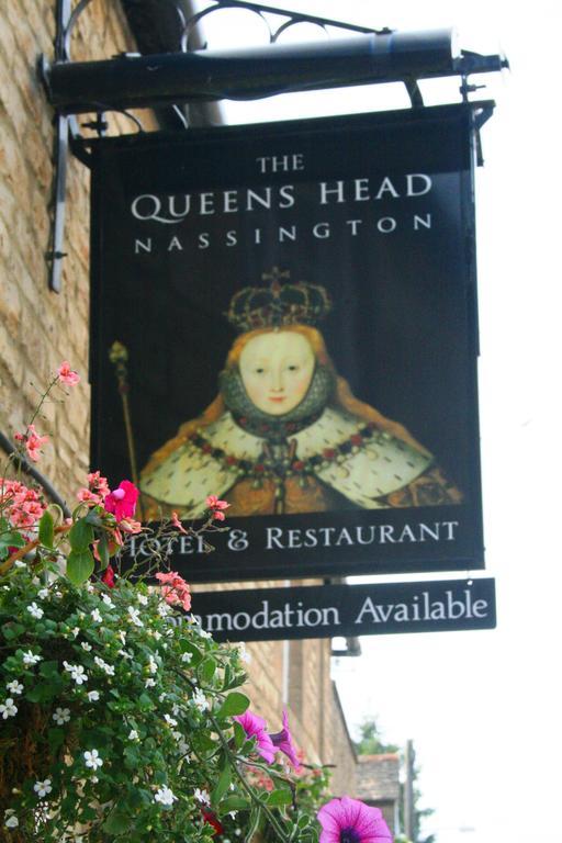 Queens Head Inn Nassington Exteriér fotografie