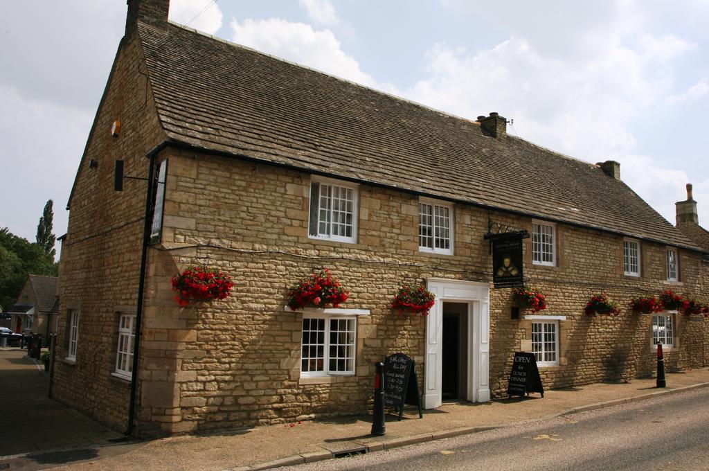 Queens Head Inn Nassington Exteriér fotografie